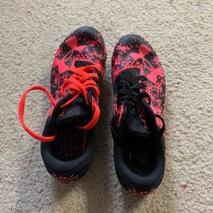 Kids track and field shoes (spikes)  great shape